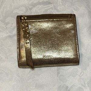 Fossil wallet